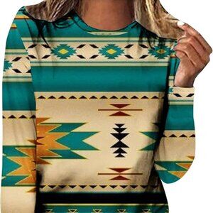 NEW! NWT Gorgeous Dxssxc Shirt Women Round Neck Geometric Print Soft Tee S